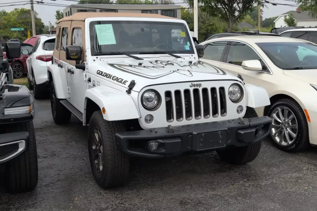 2018 Jeep Wrangler Unlimited Golden Eagle photo 1