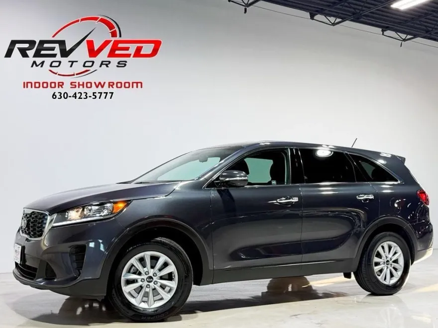 2019 Kia Sorento LX photo 1