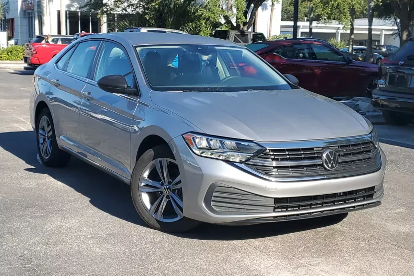 2024 Volkswagen Jetta 1.5T SE photo 1