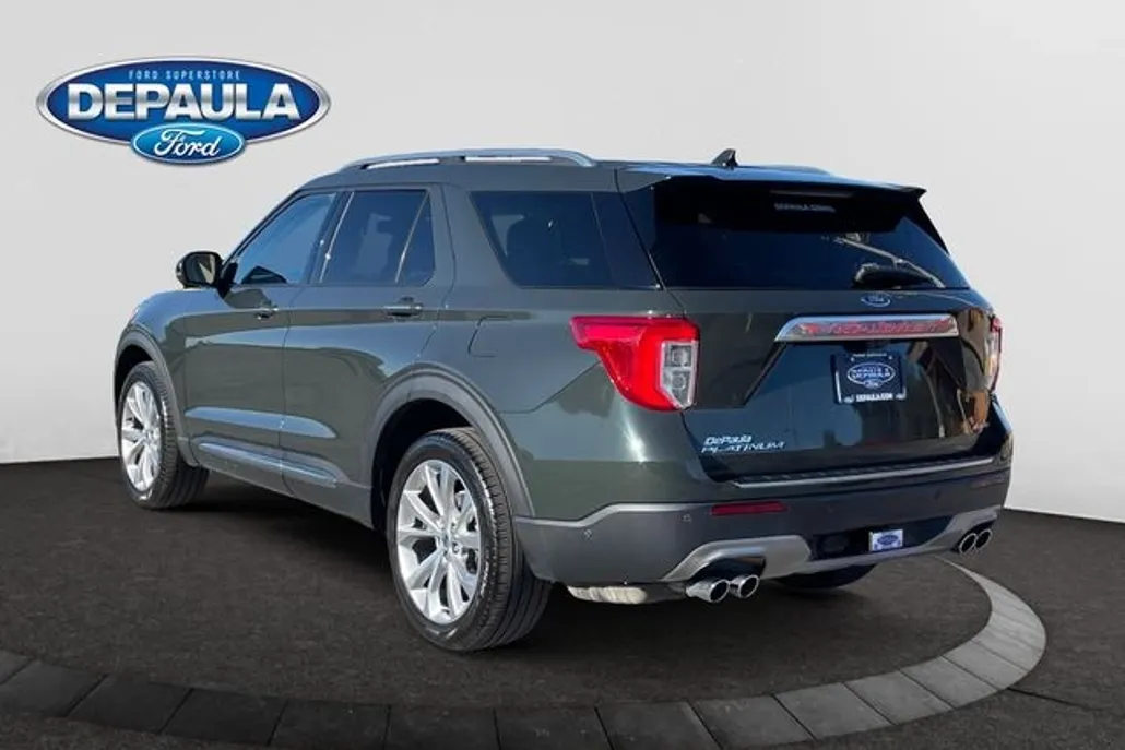 2021 Ford Explorer Platinum photo 1