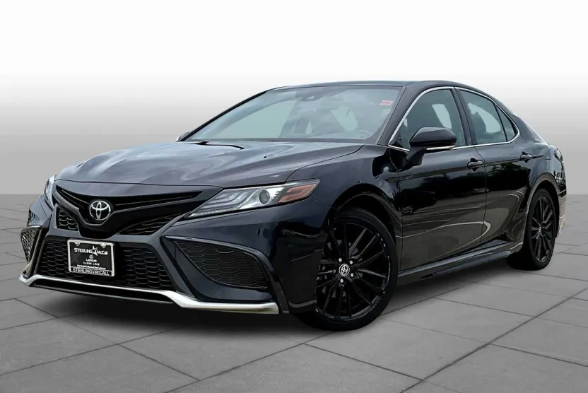 2023 Toyota Camry XSE photo 1
