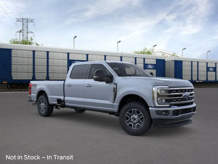 2026 Ford F-350 Lariat photo 1
