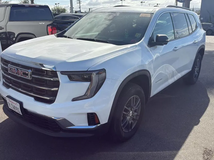 2025 Gmc Acadia Elevation photo 1