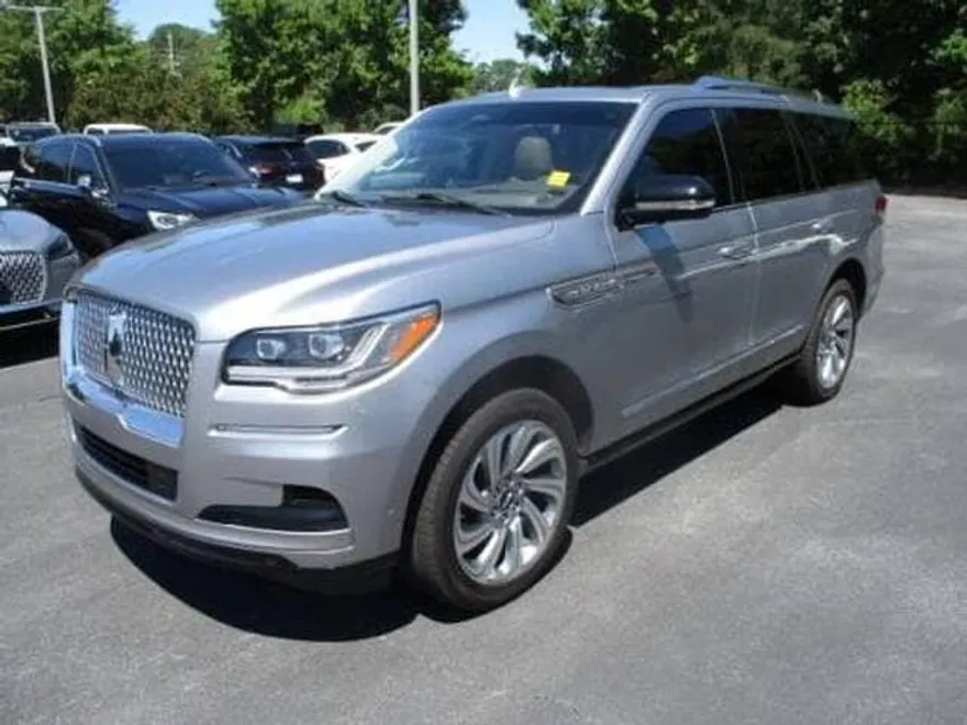 2024 Lincoln Navigator Reserve photo 1