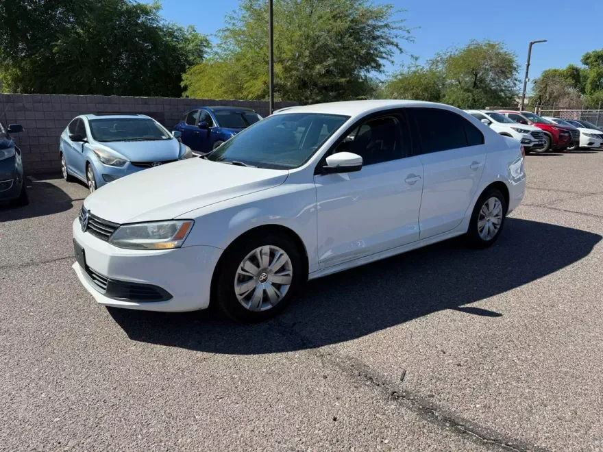 2013 Volkswagen Jetta 2.5L SE photo 1