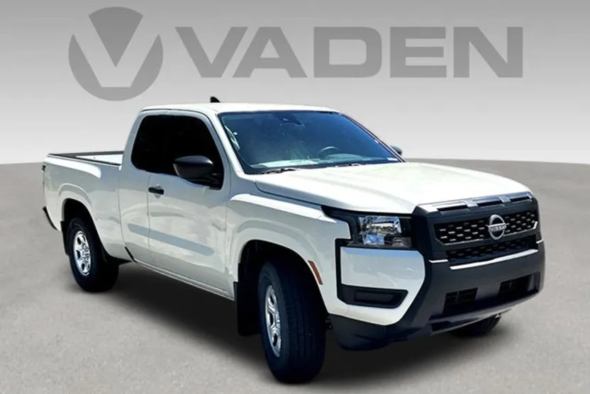 2025 Nissan Frontier S photo 1