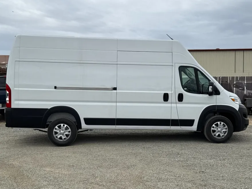 2025 Ram ProMaster 3500 Cargo Van photo 1