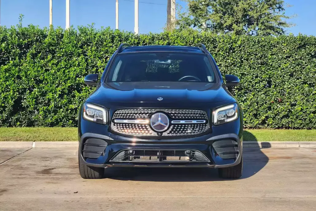 2023 Mercedes Benz GLB 250 photo 1