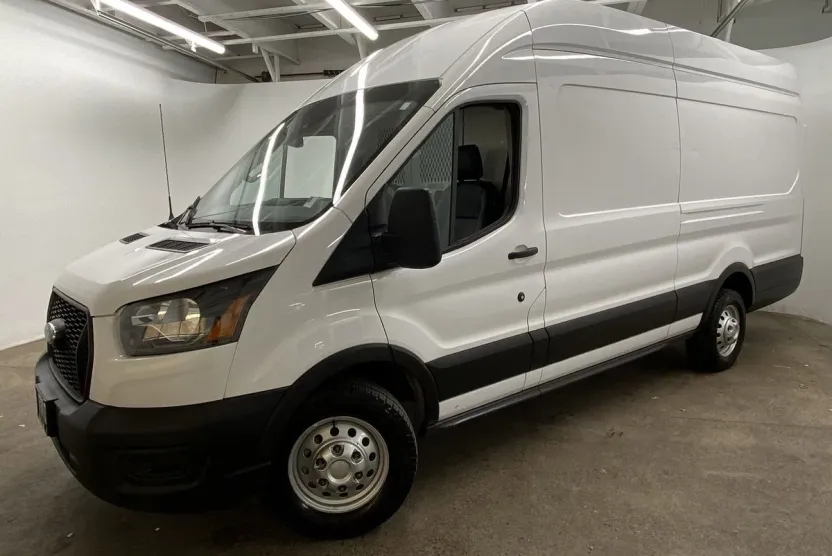 2022 Ford Transit Cargo Van photo 1