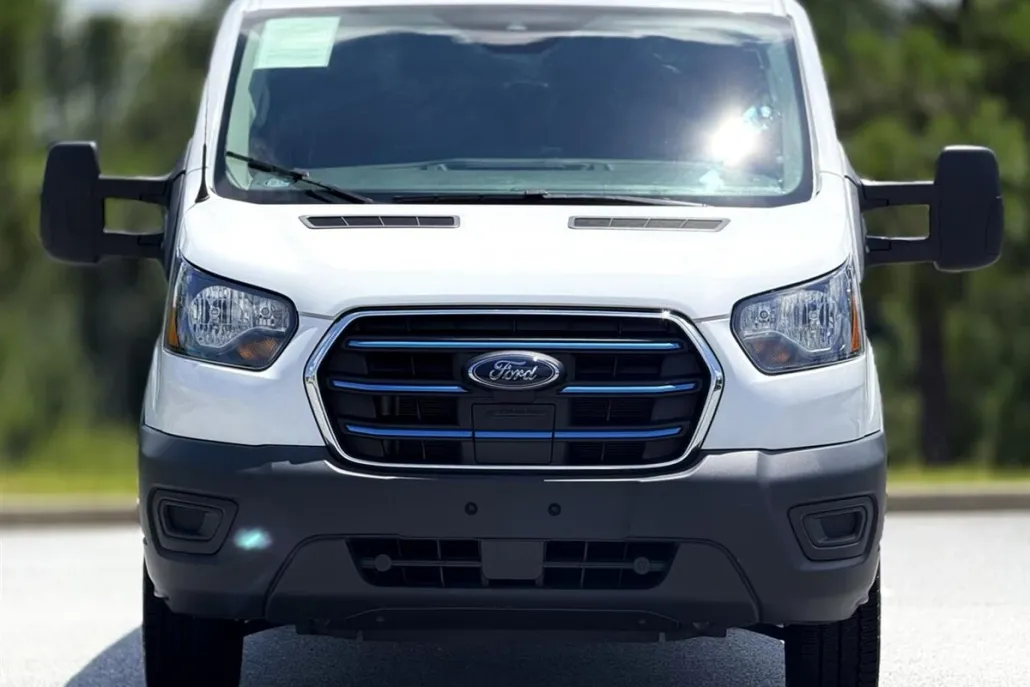 2023 Ford Transit photo 1