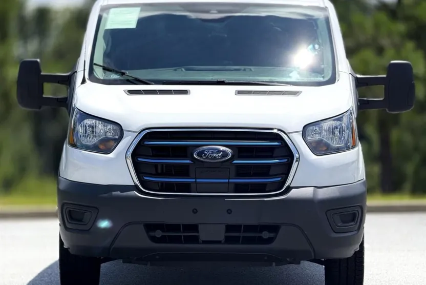 2023 Ford Transit photo 1