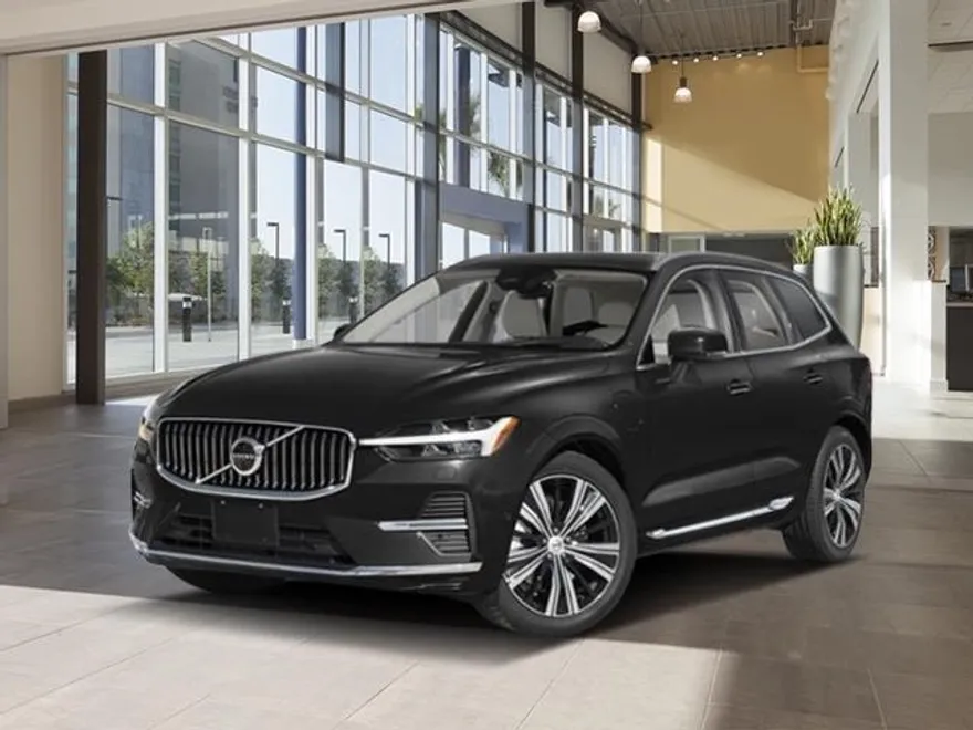 2025 Volvo XC60 Hybrid T8 Plus photo 1