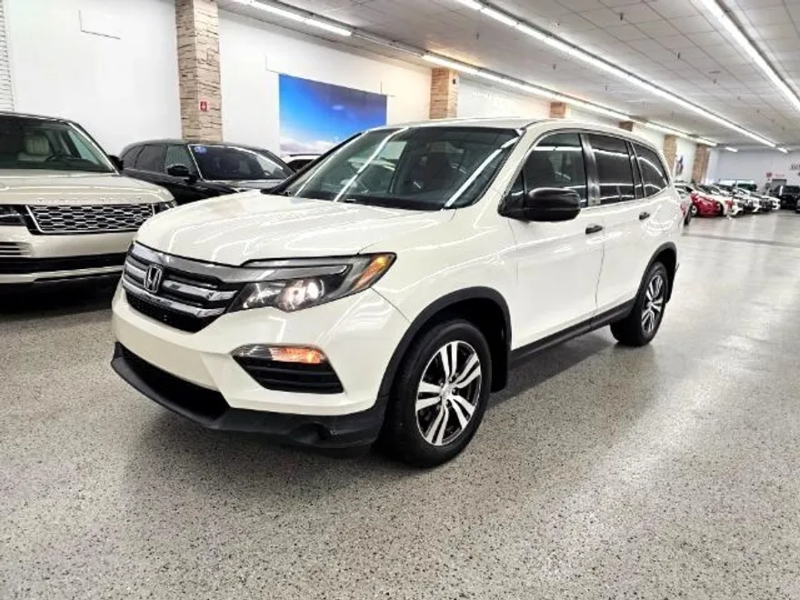 2018 Honda Pilot LX photo 1