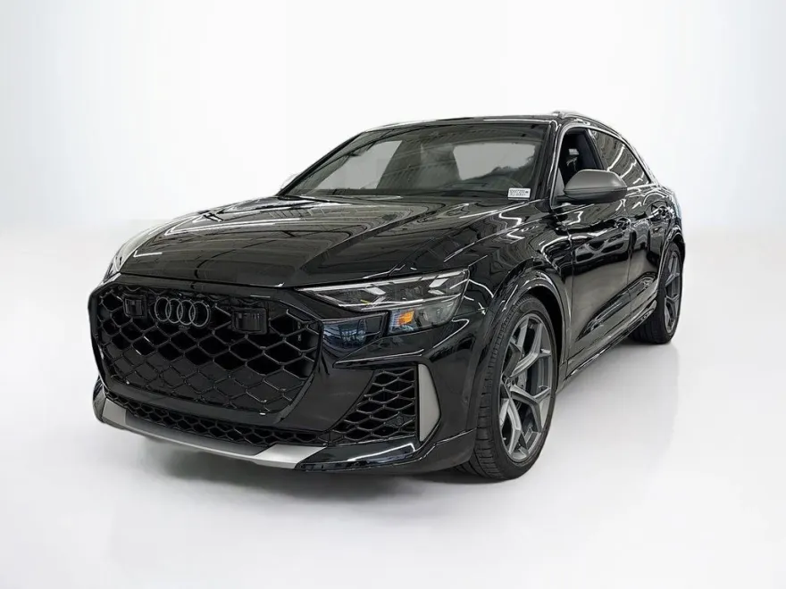 2025 Audi RS Q8 photo 1