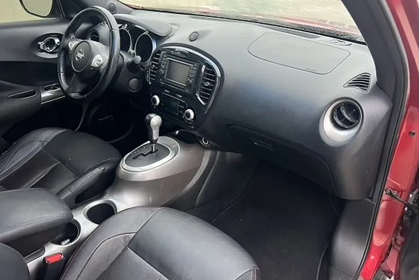 2013 Nissan Juke SV photo 1