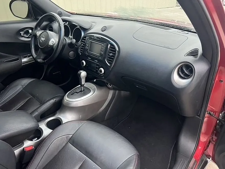 2013 Nissan Juke SV photo 1