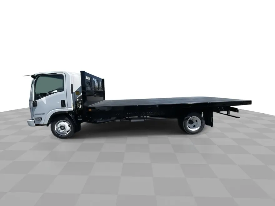2024 Chevrolet Silverado photo 1