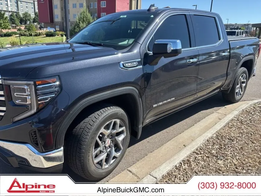 2022 Gmc Sierra 1500 SLT photo 1