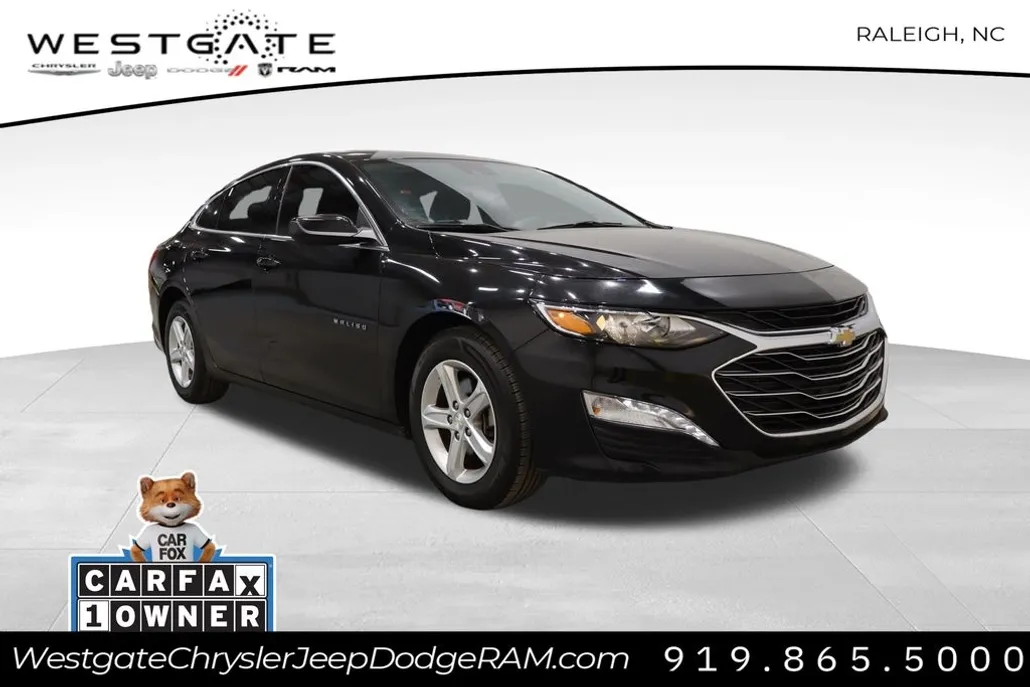 2023 Chevrolet Malibu 1LT photo 1