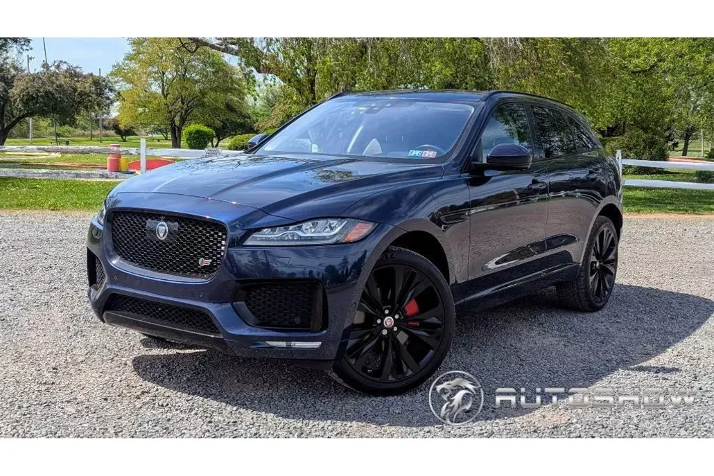 2018 Jaguar F-PACE S photo 1