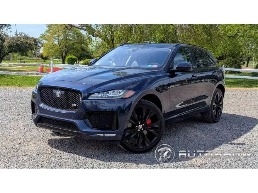 2018 Jaguar F-PACE S photo 1