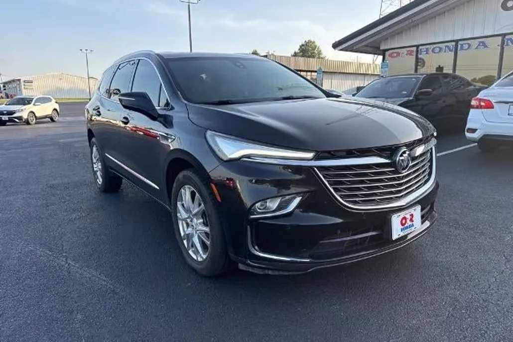 2022 Buick Enclave Premium photo 1