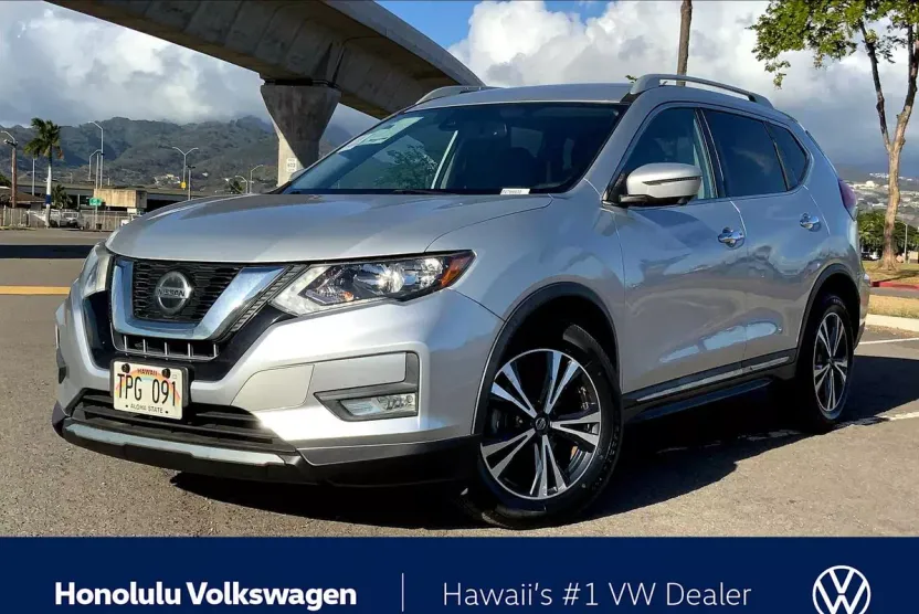 2018 Nissan Rogue SL photo 1