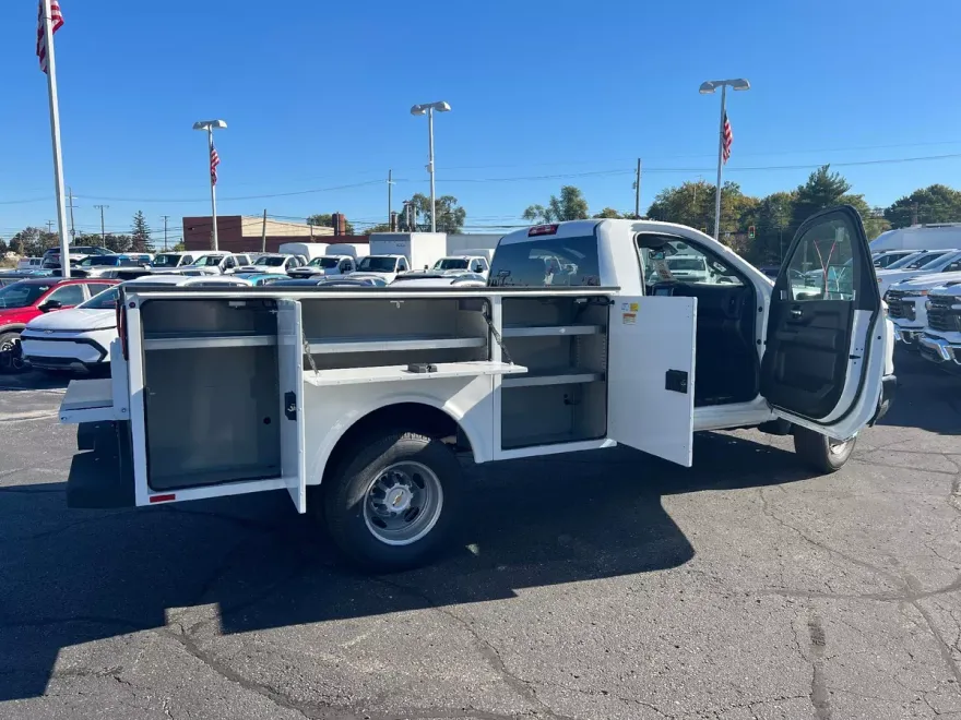 2024 Chevrolet Silverado 3500HD Work Truck photo 1