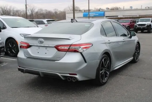 2020 Toyota Camry XSE photo 3