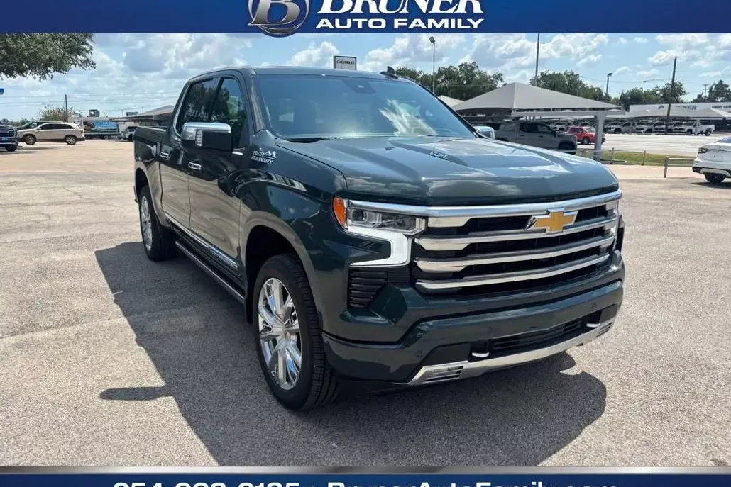 2026 Chevrolet Silverado 1500 High Country Sport photo 1