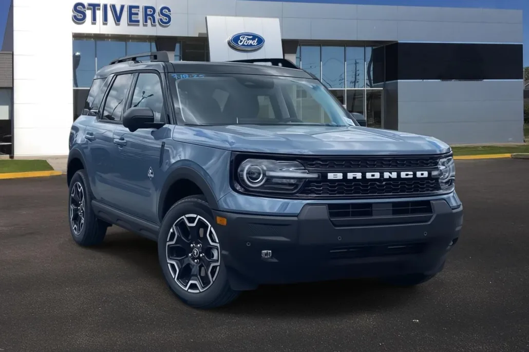 2025 Ford Bronco Sport Outer Banks photo 1
