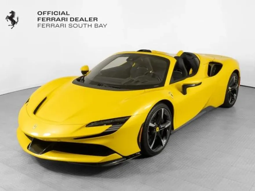 2025 Ferrari SF90 Spider photo 1