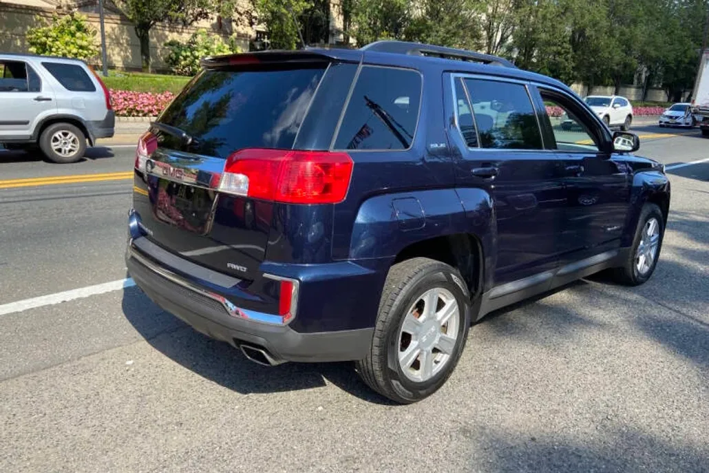2016 Gmc Terrain SLE photo 1
