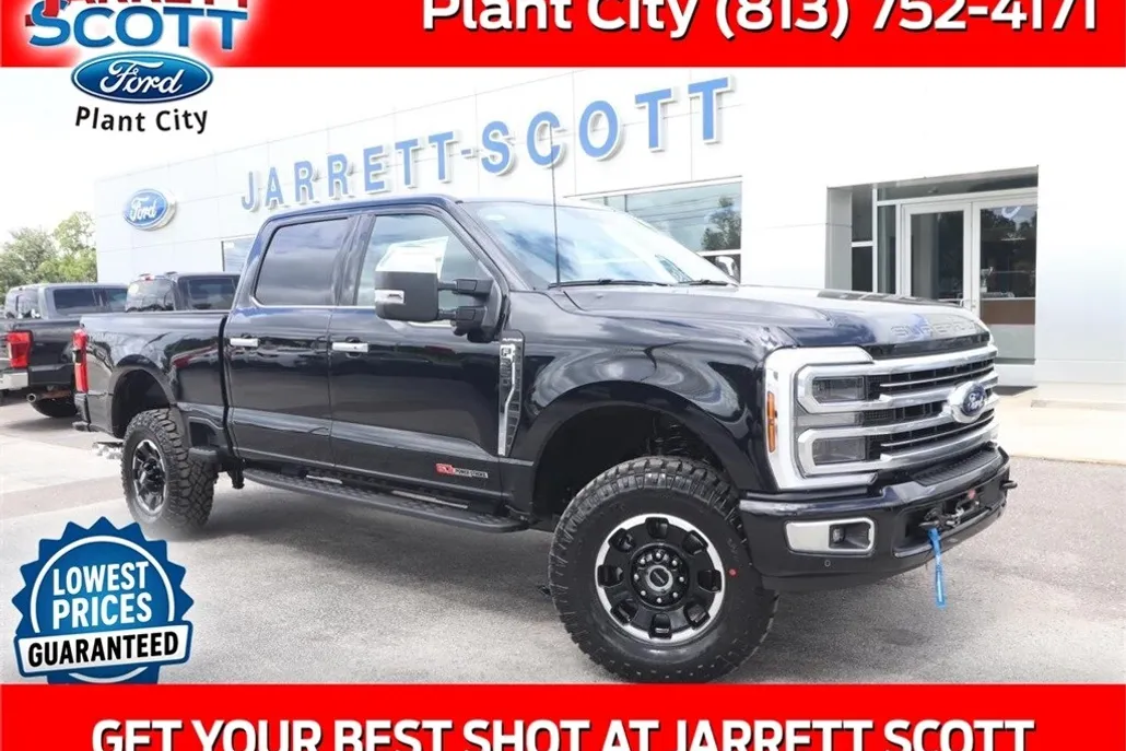 2026 Ford F-350 Platinum photo 1