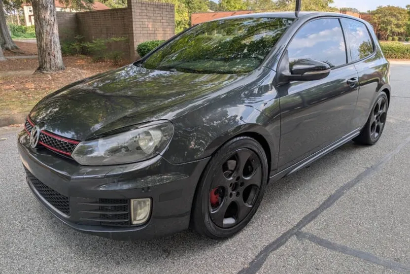 2013 Volkswagen Golf GTI Base photo 1