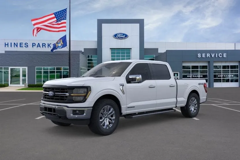 2025 Ford F-150 XLT photo 1