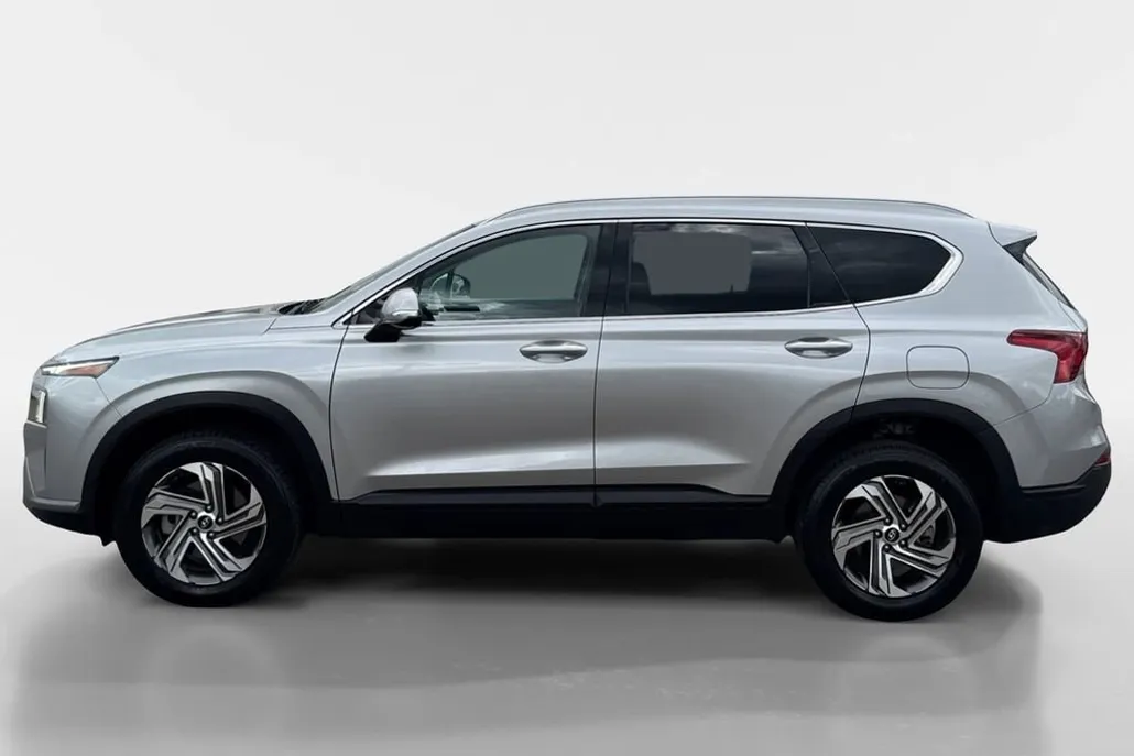 2023 Hyundai Santa Fe SEL photo 1