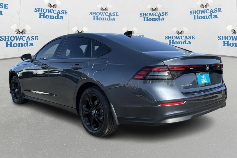 2025 Honda Accord SE photo 1