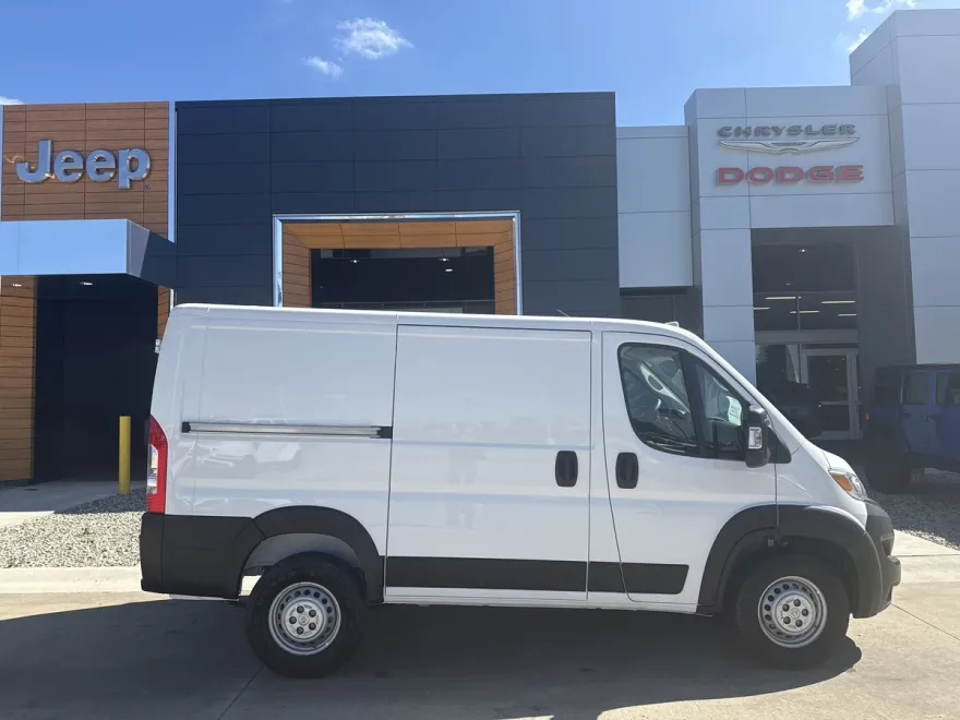 2025 Ram ProMaster 1500 Tradesman photo 1