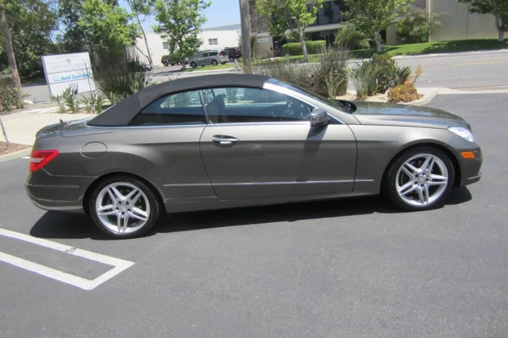2013 Mercedes Benz E 350 Cabriolet photo 1