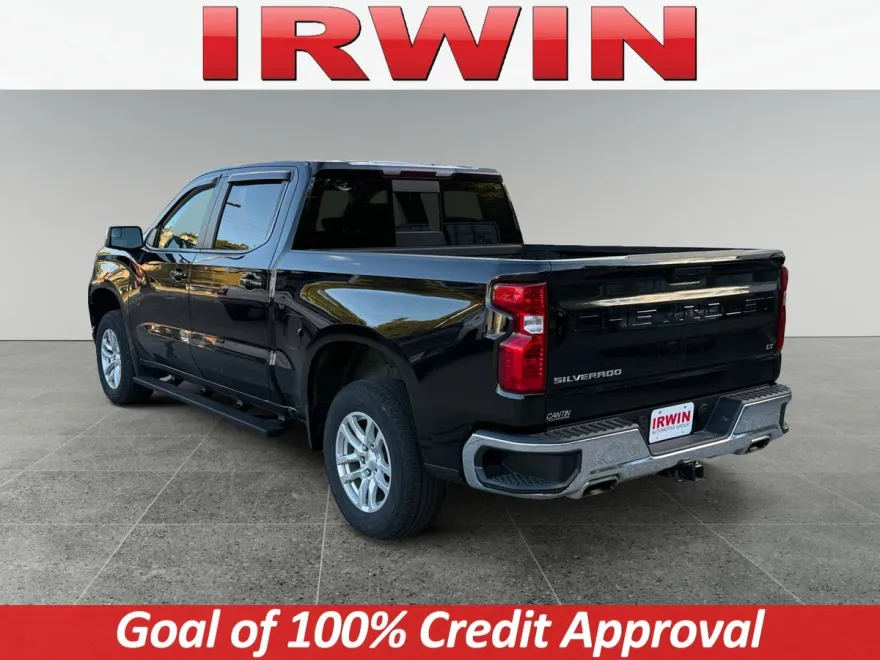 2022 Chevrolet Silverado 1500 LT photo 1