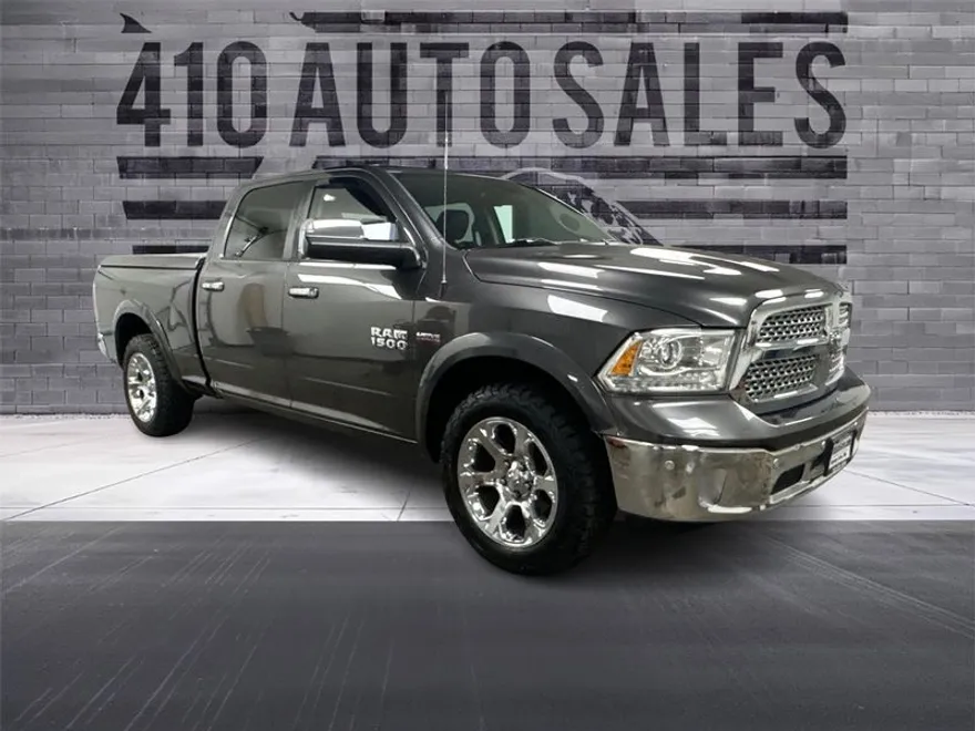 2015 Ram 1500 Laramie photo 1