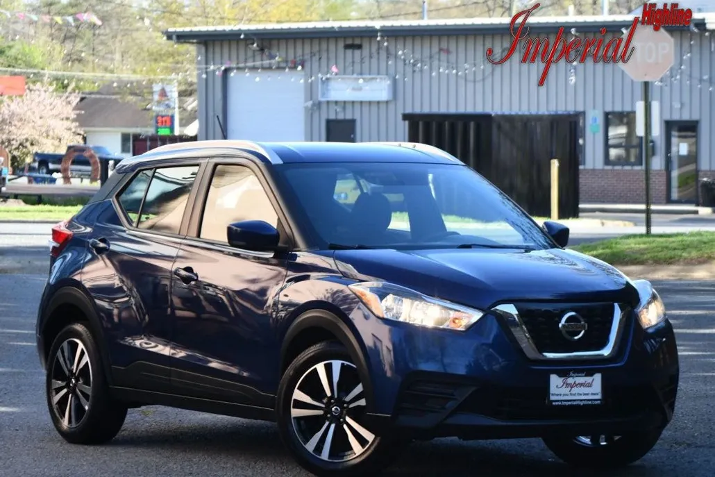 2019 Nissan Kicks SV photo 1