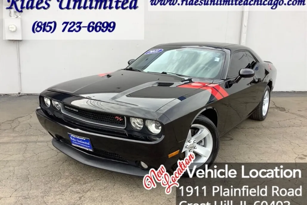 2011 Dodge Challenger R/T photo 1