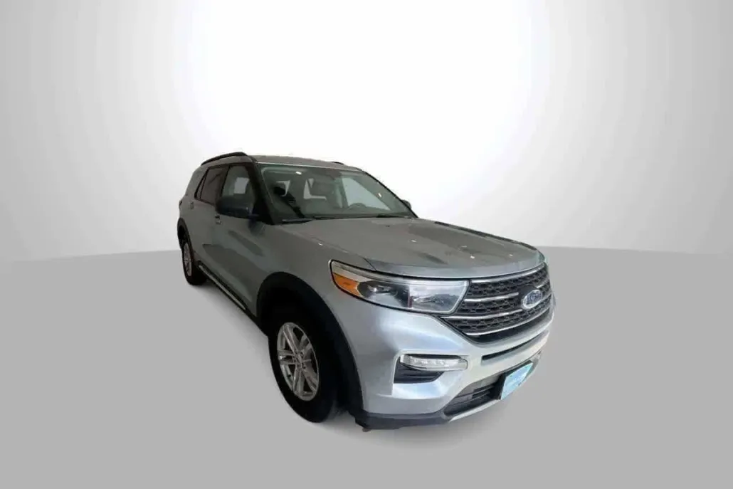 2022 Ford Explorer XLT photo 1