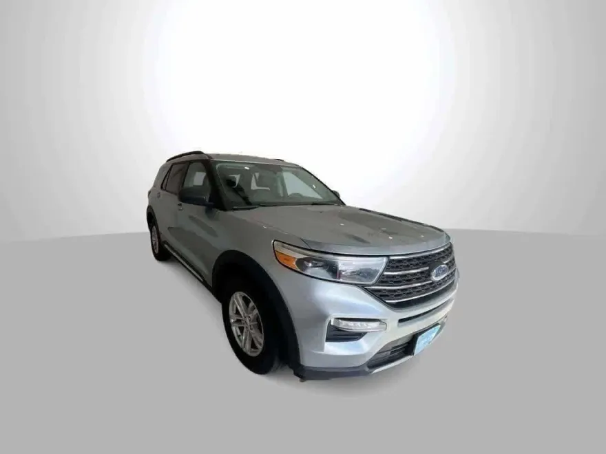 2022 Ford Explorer XLT photo 1