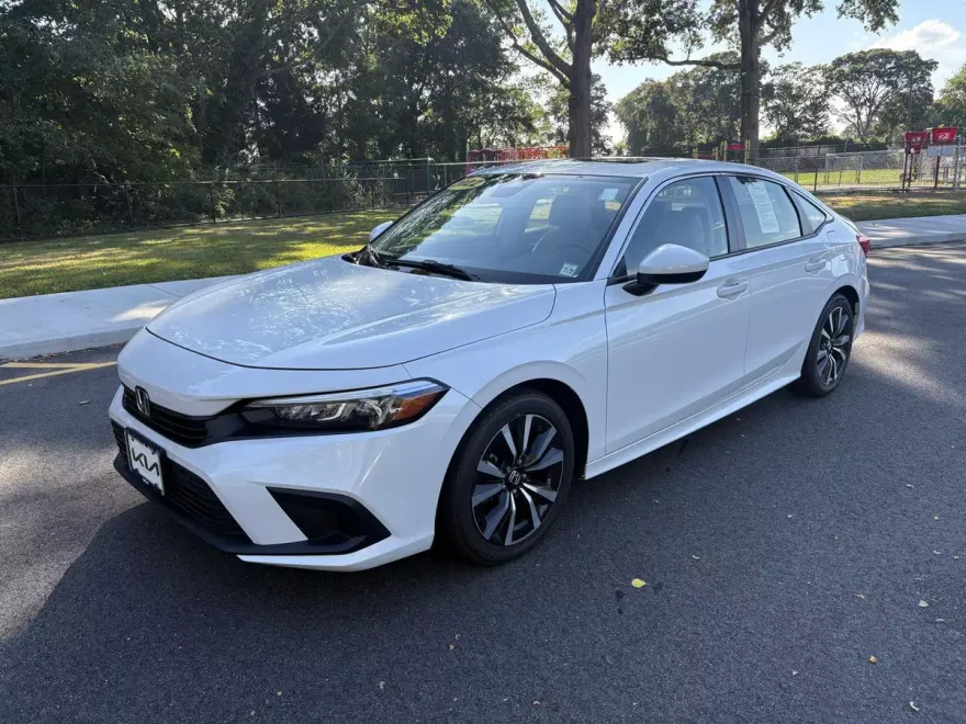 2022 Honda Civic EX photo 1