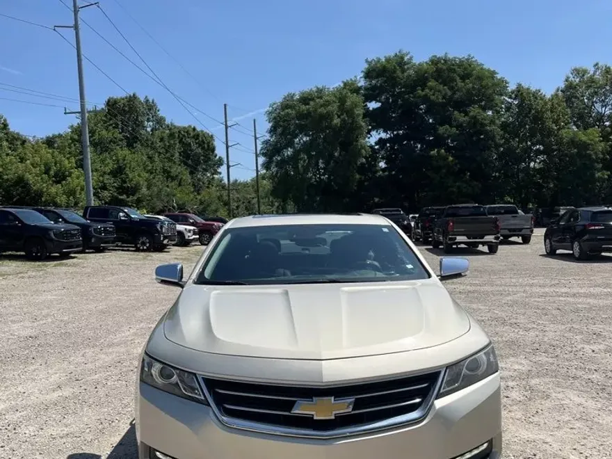 2014 Chevrolet Impala LTZ photo 1