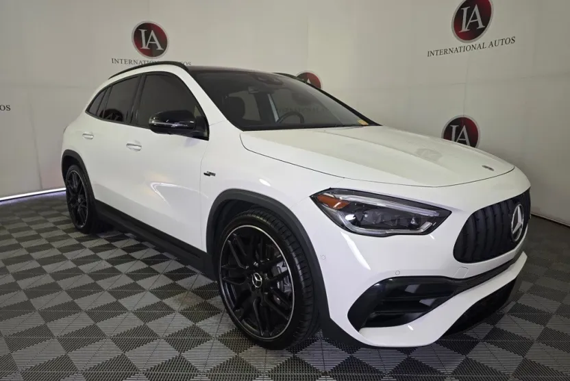 2022 Mercedes Benz GLA AMG 45 photo 1