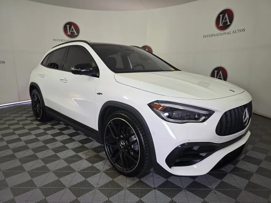 2022 Mercedes Benz GLA AMG 45 photo 1